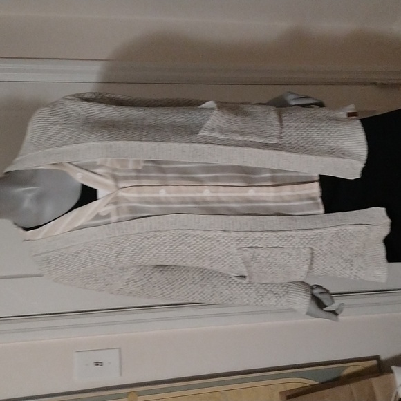 Roots Long Cardigan - Picture 2 of 6